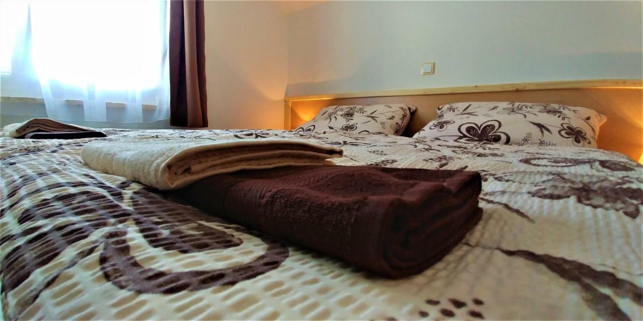 Český Krumlov Penzion U Medi מראה חיצוני תמונה